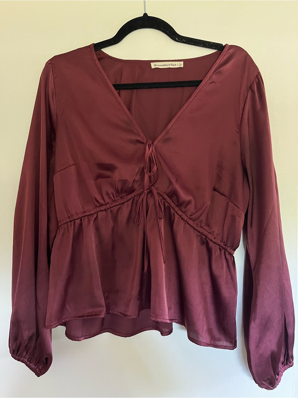 Abercrombie & Fitch Satin V-Neck Tie-Front Balloon Long Sleeve Blouse Large